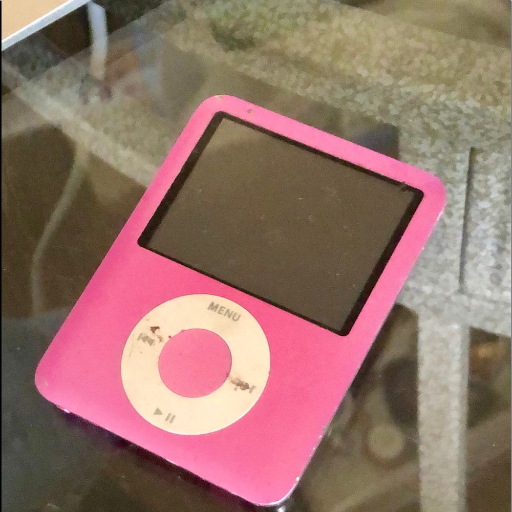 Pink IPod nano 3rd generation